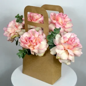 5 французских роз в сумочке