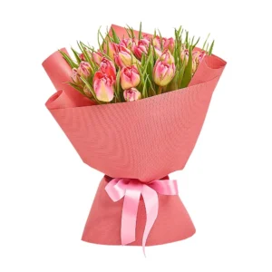 35 пионовидных розовых тюльпанов